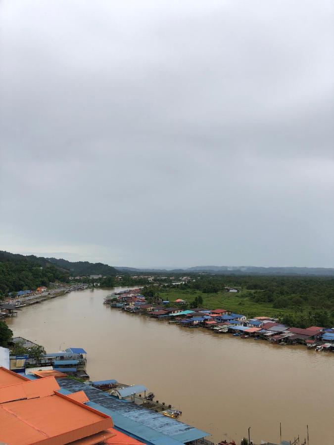 Purnama Hotel Limbang Exterior foto